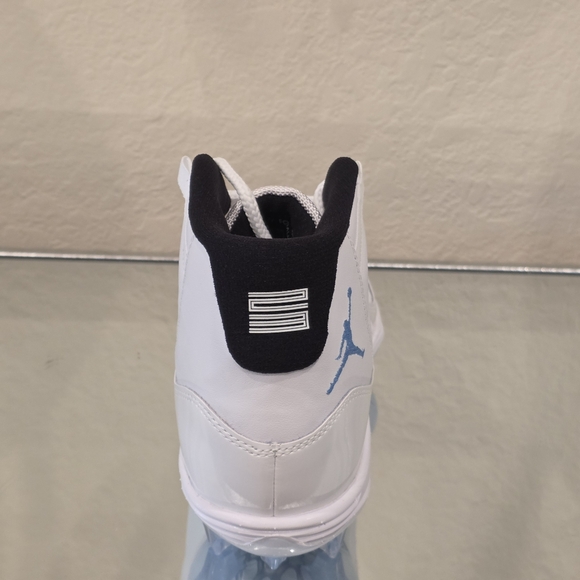 🔥 Air Jordan 11 Retro Low TD Cleats – White/University Blue – Size 8.5 🔥 - Picture 7 of 7